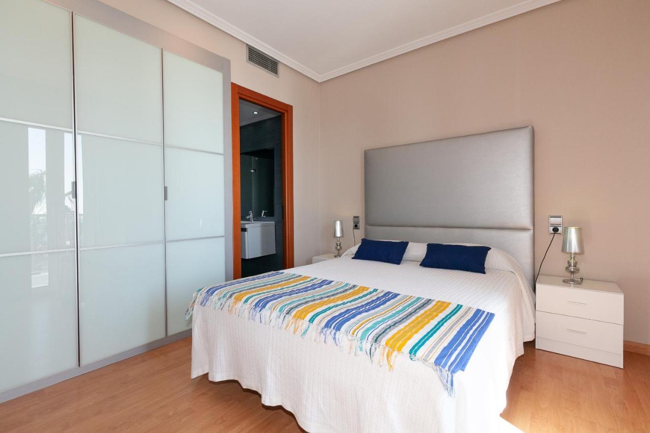 Appartement Uhc Las Palmas à Salou Extérieur photo